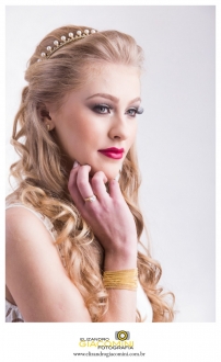 Divas Studio Hair -