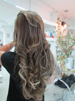 Divas Studio Hair -